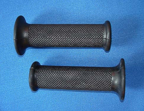 Yamaha TZ Grips. Pair. All models. 47X-26242-00 47X-26241-00 – Fondseca